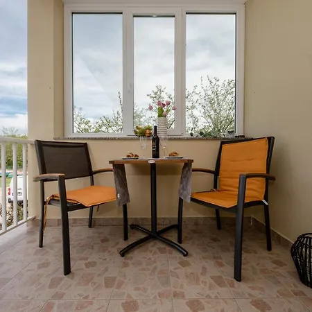 Ana & Milo Appartement *