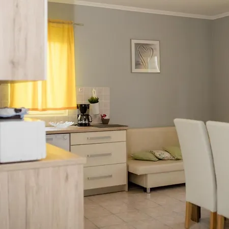 Ana & Milo Appartement *